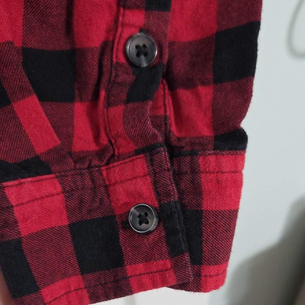 Croft & Barrow Red and Black Plaid Button Down Shirt - Picture 4 of 4